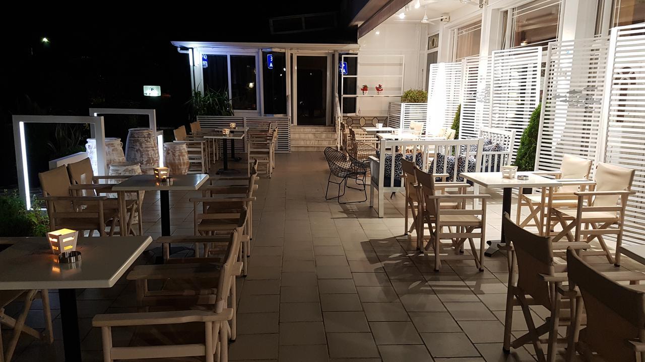 Athina Resort 아스프로발타 외부 사진