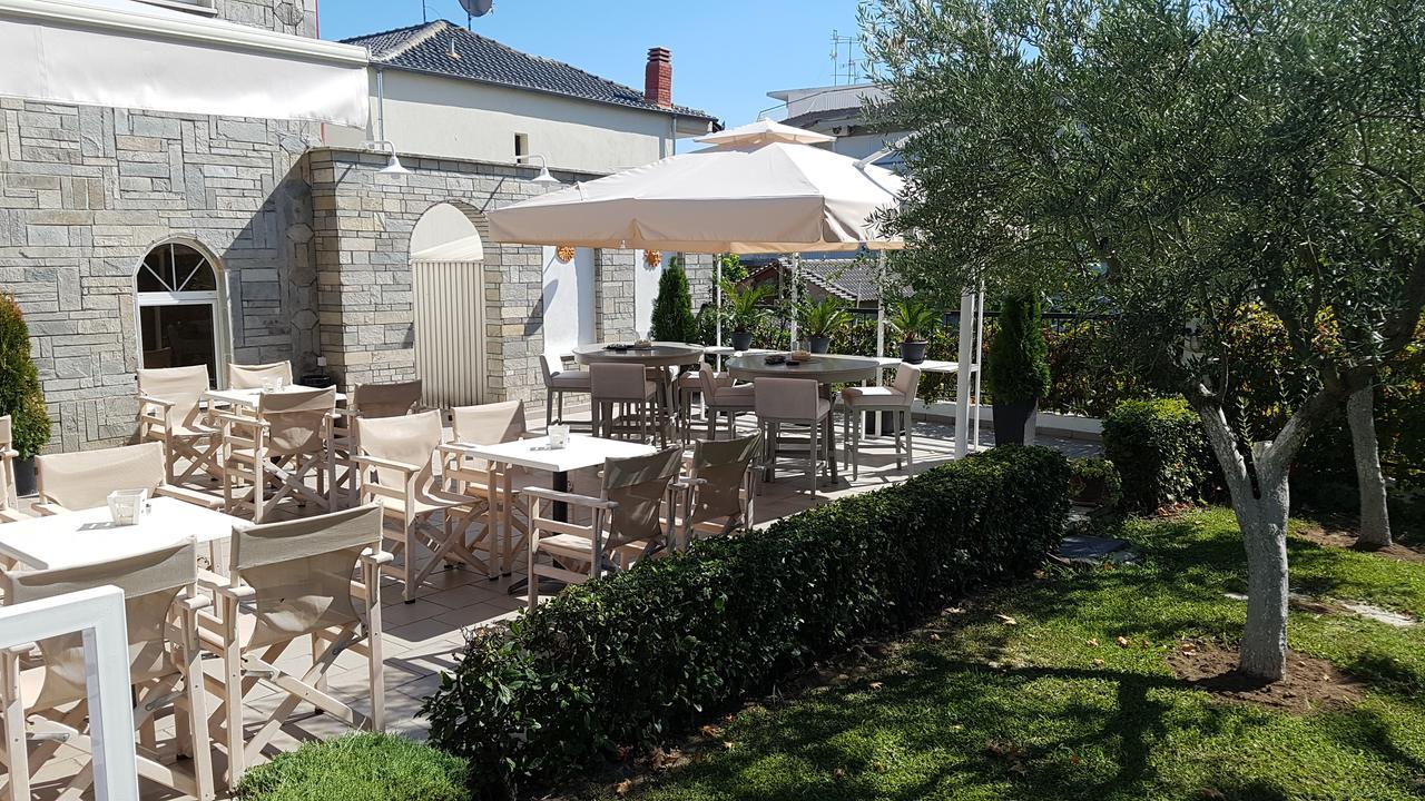 Athina Resort 아스프로발타 외부 사진